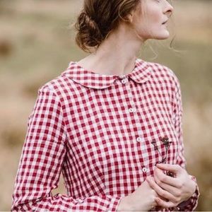 Red and Blue gingham Son de Flor size medium, classic shirts